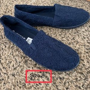 Airwalk flat boat shoes